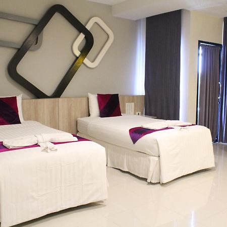 Phitsanulok United Hotell Exteriör bild