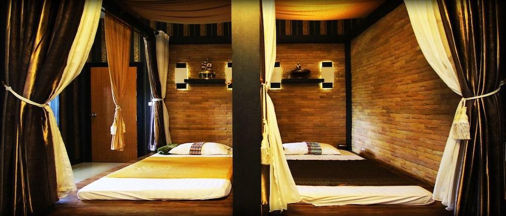 Phitsanulok United Hotell Exteriör bild