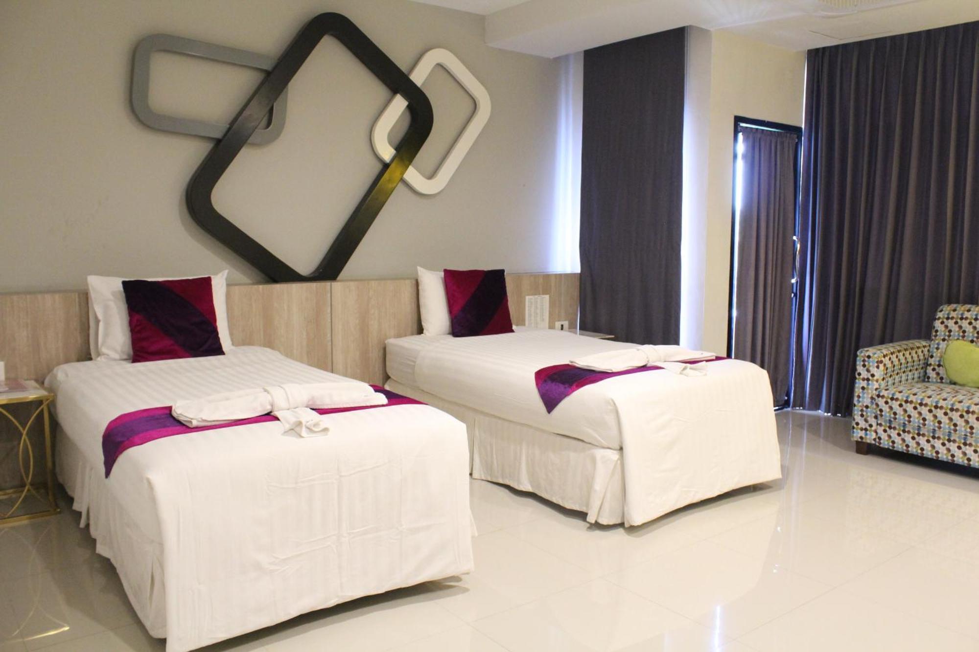 Phitsanulok United Hotell Exteriör bild