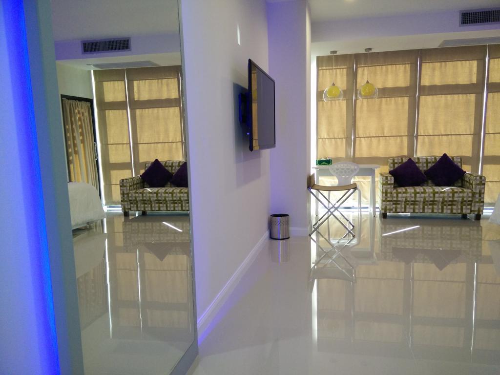 Phitsanulok United Hotell Rum bild
